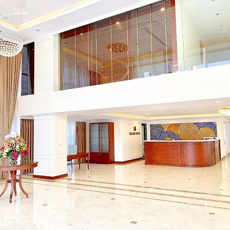 Cau Giay Hotel - By Bay Luxury 河内 外观 照片
