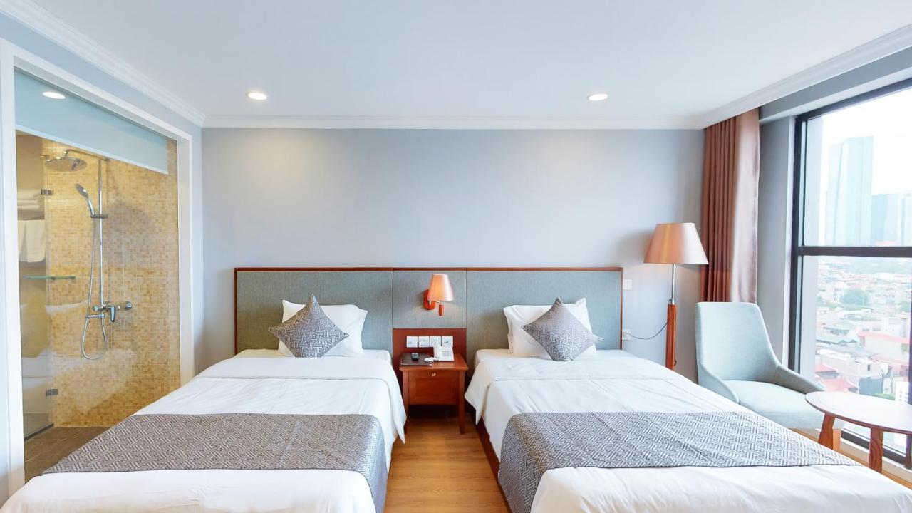 Cau Giay Hotel - By Bay Luxury 河内 外观 照片