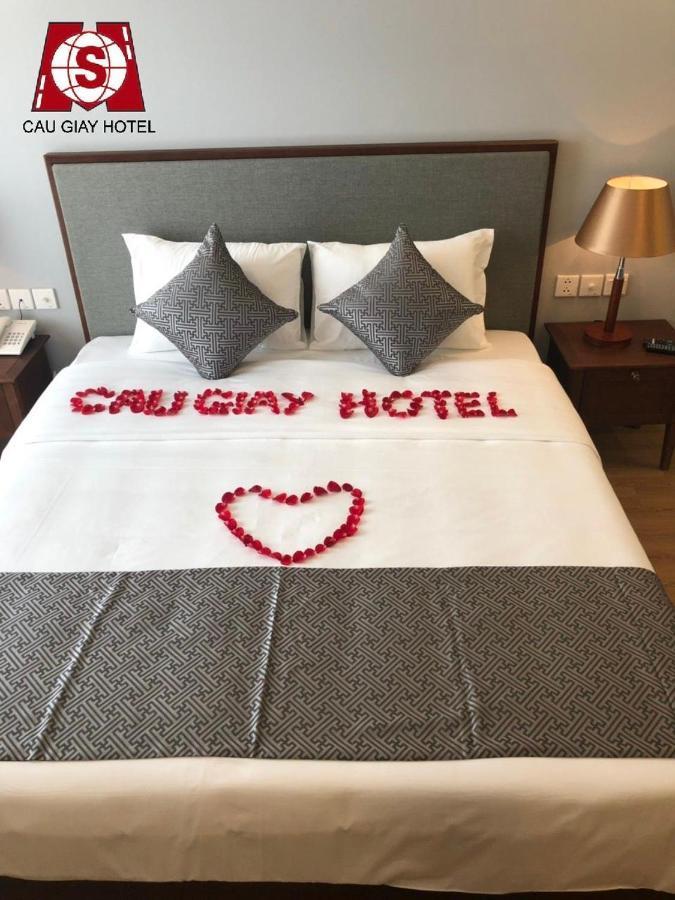 Cau Giay Hotel - By Bay Luxury 河内 外观 照片